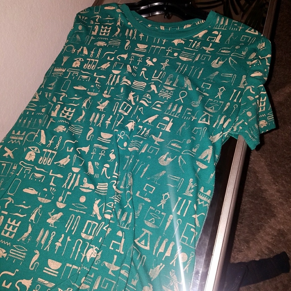 Egyptian t - shirt